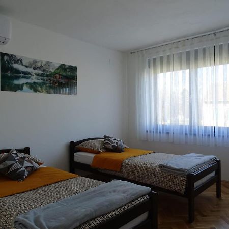 Apartman Dabrovic Novska Buitenkant foto