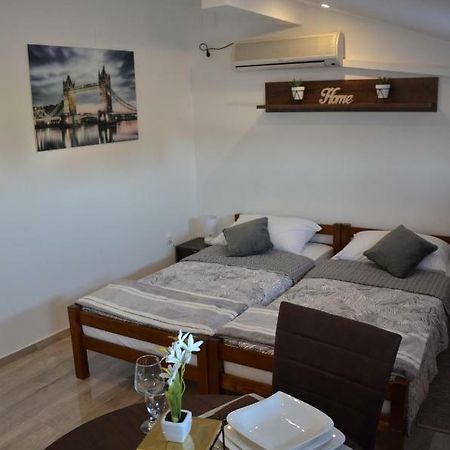 Apartman Dabrovic Novska Buitenkant foto