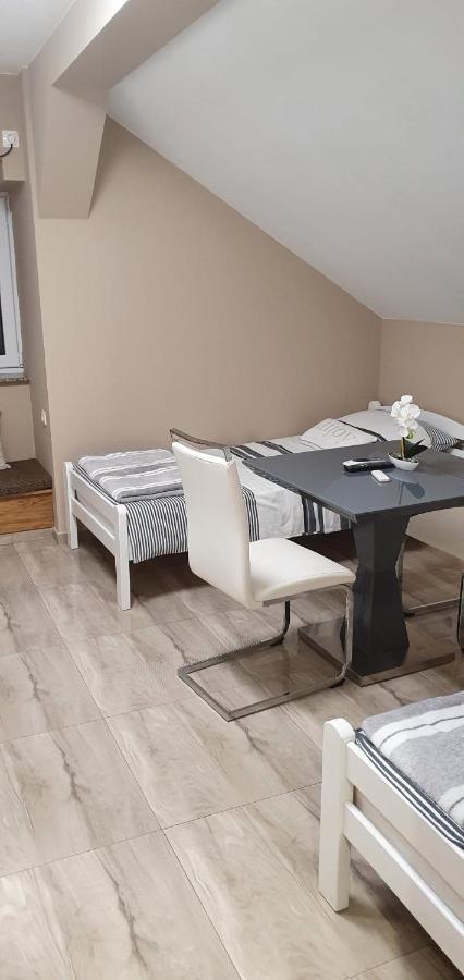 Apartman Dabrovic Novska Buitenkant foto