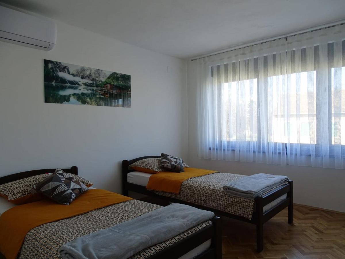 Apartman Dabrovic Novska Buitenkant foto