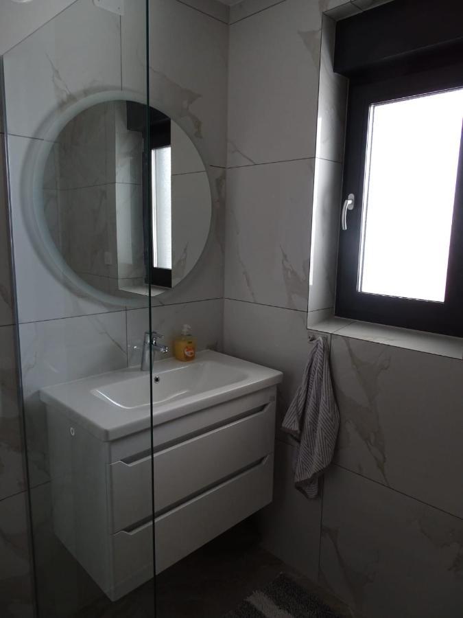 Apartman Dabrovic Novska Buitenkant foto