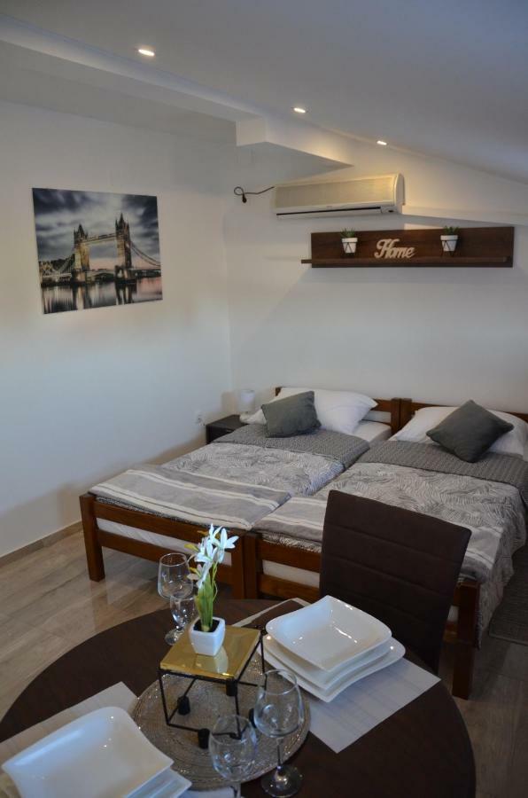 Apartman Dabrovic Novska Buitenkant foto
